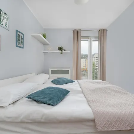 Apartament We Wroclawiu Z Dwiema Sypialniami, Wanna I Biurkiem Do Pracy Zdalnej By Renters Апартаменты