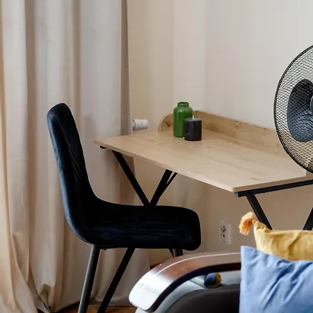 Apartament We Wroclawiu Z Dwiema Sypialniami, Wanna I Biurkiem Do Pracy Zdalnej By Renters * Вроцлав