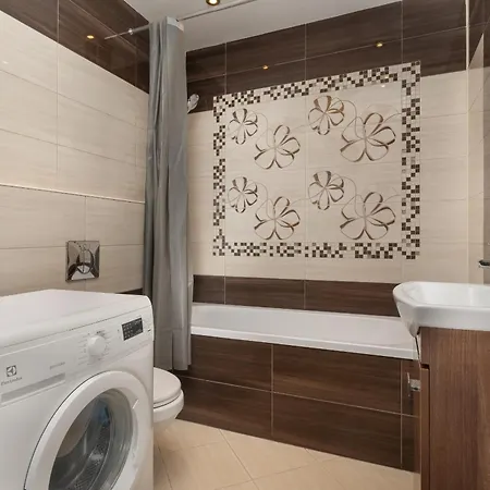 Апартаменты Apartament We Wroclawiu Z Dwiema Sypialniami, Wanna I Biurkiem Do Pracy Zdalnej By Renters *